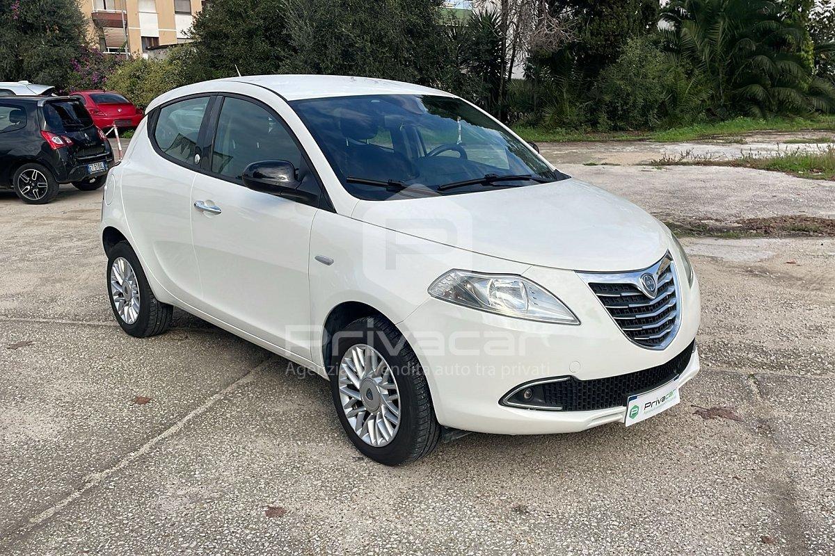 LANCIA Ypsilon 0.9 TwinAir 85 CV 5 porte Metano Ecochic Gold