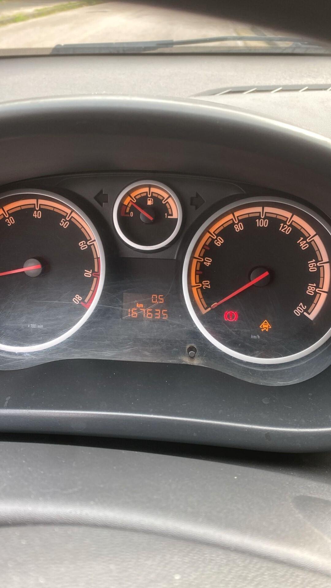 Opel Corsa 1.2 5 porte Cosmo