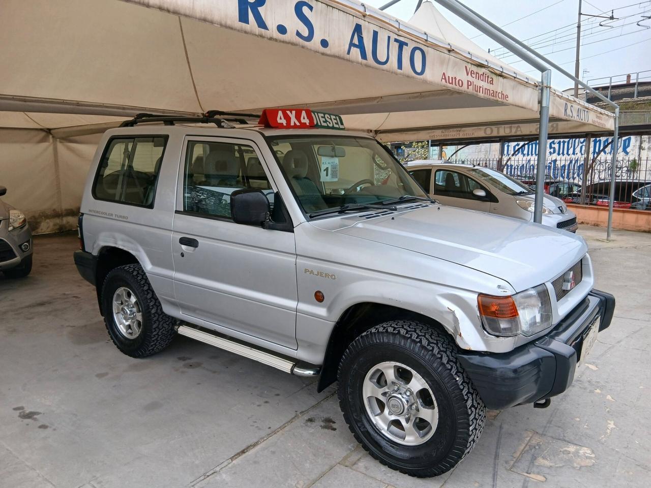 Mitsubishi Pajero 2.5 TDI 3p gancio traino 98