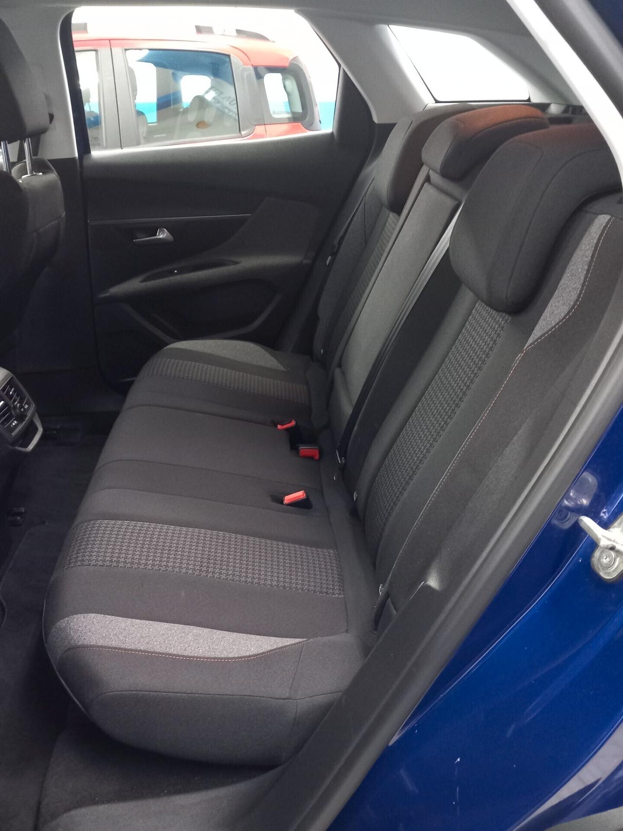 Peugeot 3008 anno 2020 automatica 1.5 diesel 154 mila km