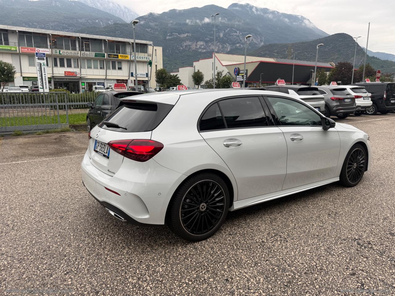 MERCEDES-BENZ A 250 Aut. 4Matic 4p. Prem. Pl. AMG Line