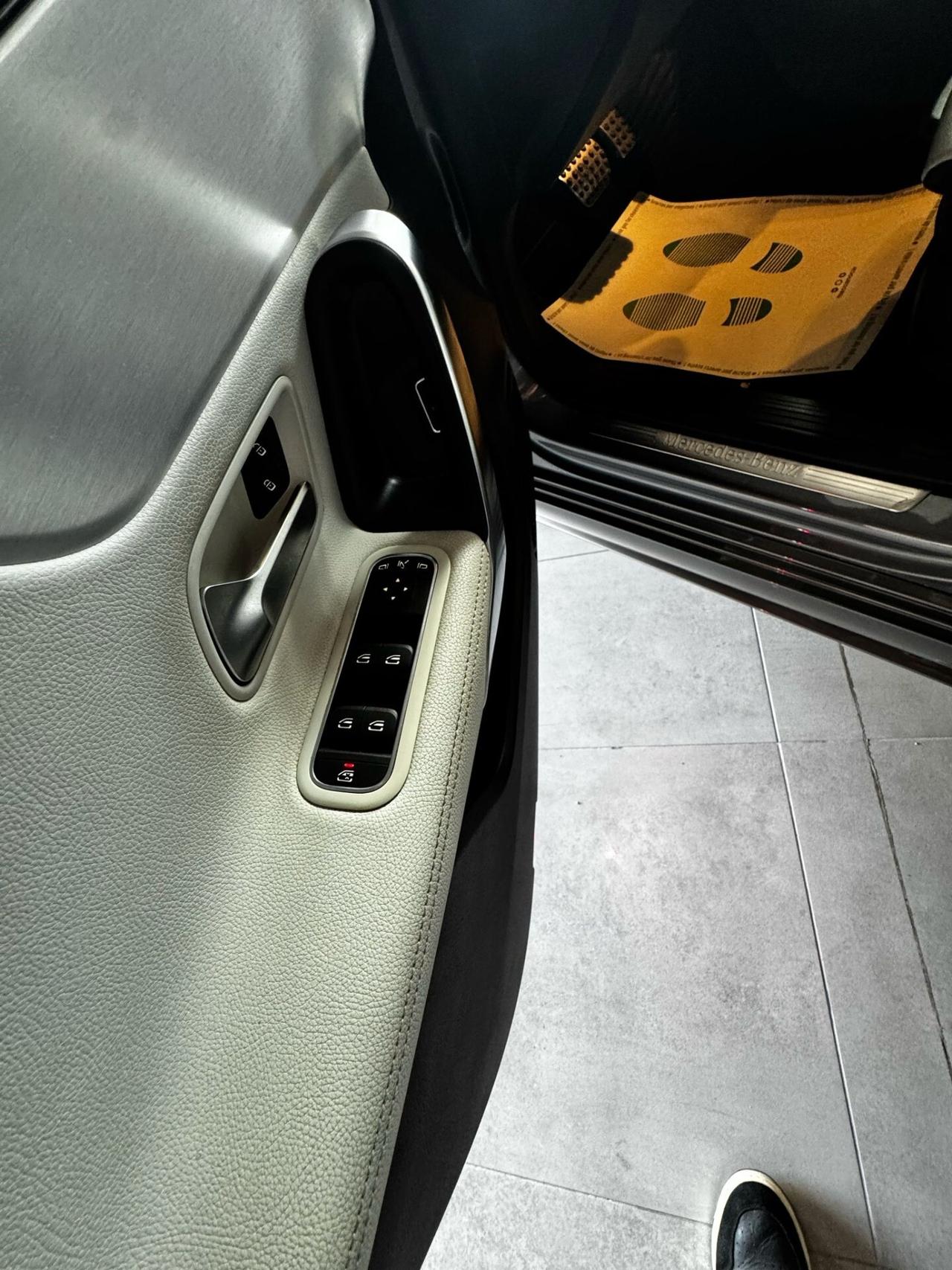 MERCEDES A 180CDI SEDAN AT8 PREMIUM TETTO APRIBILE