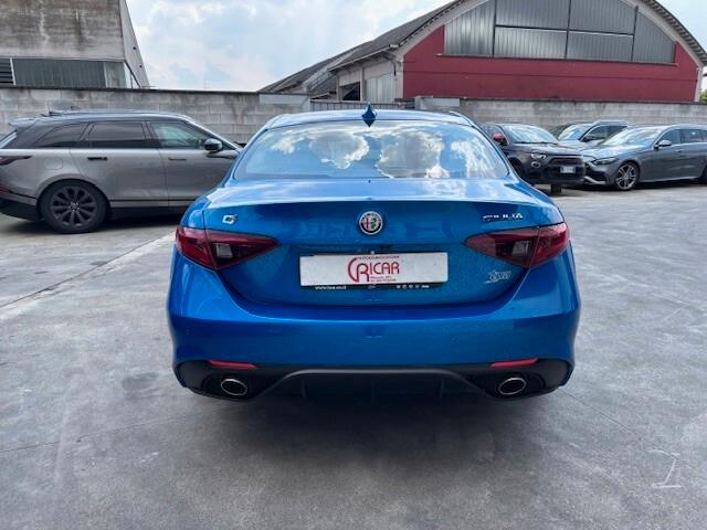 Alfa Romeo Giulia 2.2 Turbodiesel 210 CV AT8 AWD Q4 Veloce
