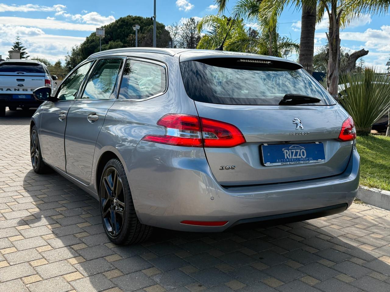 Peugeot 308 BlueHDi 130 S&S EAT6 SW Allure
