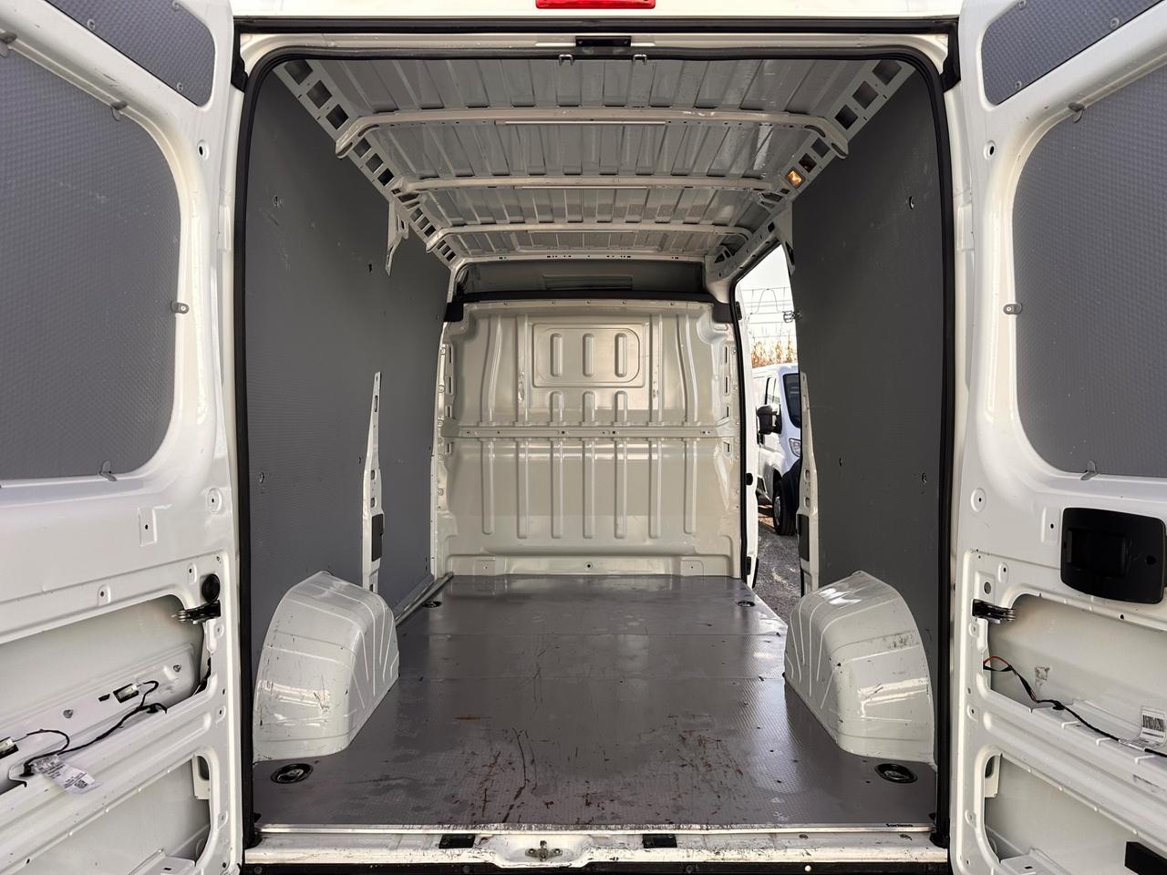 Citroen jumper Tipo 35 L2H2 2.2 bluehdi 140cv S&S