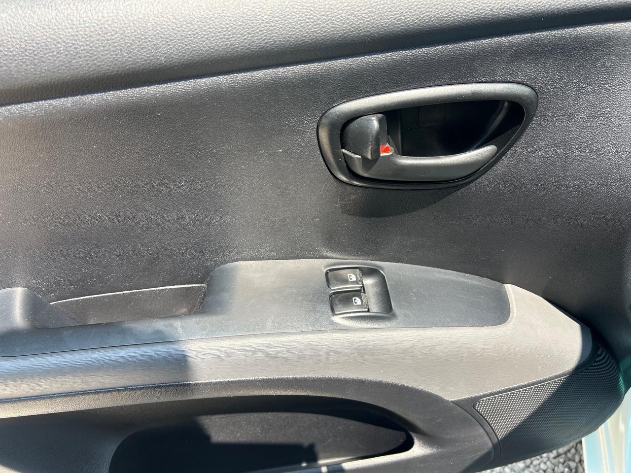 Hyundai i10 LIKE NEOPATENTATI
