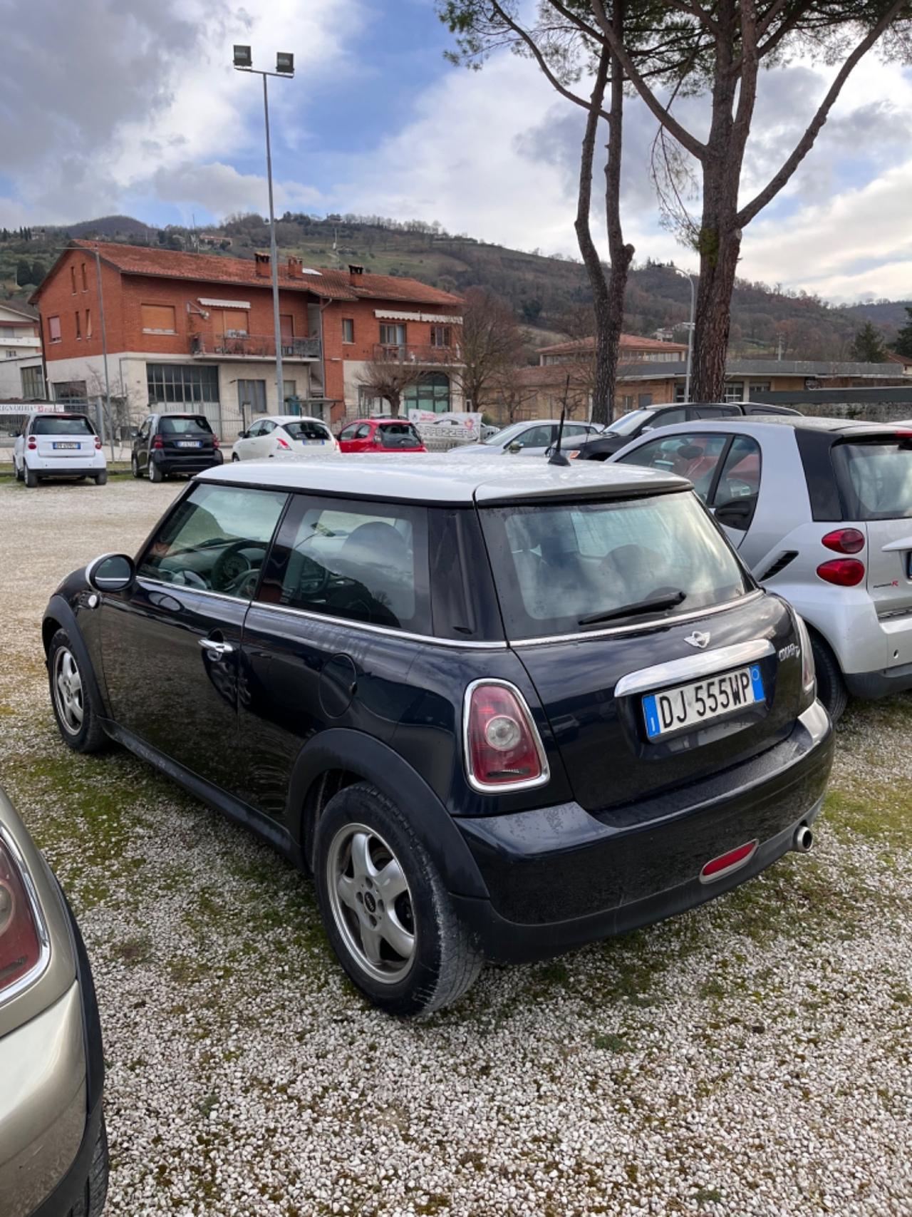 Mini Cooper D 1.6 diesel 2008 PER NEOPATENTATI