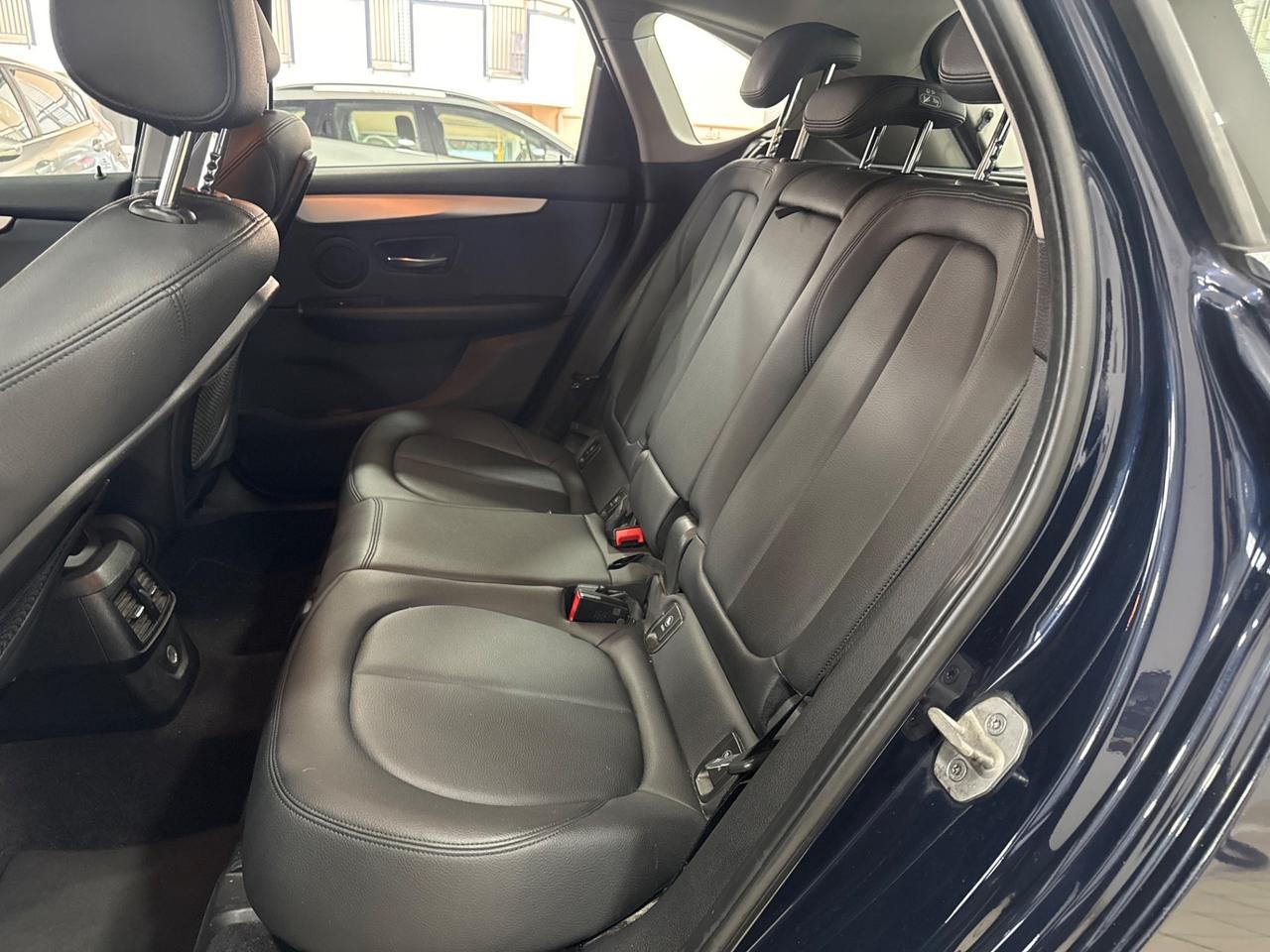 Bmw serie 2 luxury 218d full optional