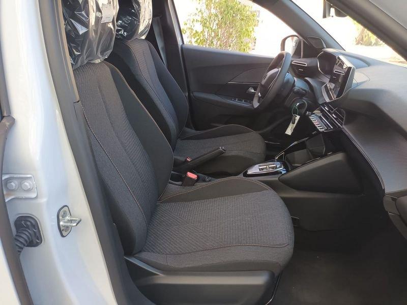 Peugeot 2008 Hybrid 1.2 Style 110 CV e-DCS6 auto