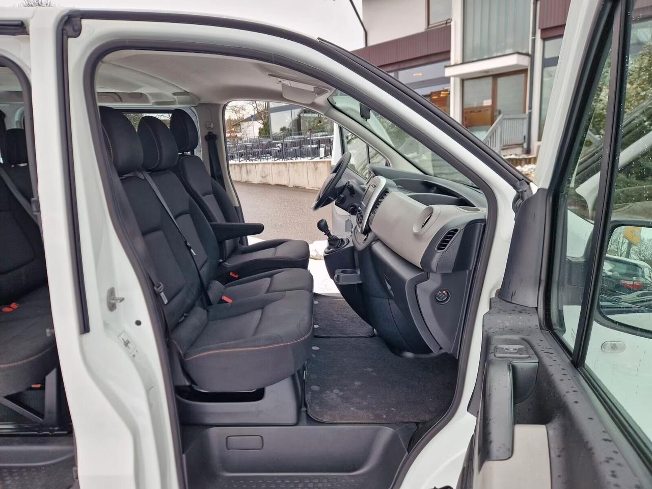 Renault Trafic T29 Combi L2H1 9 posti/navigatore/aria