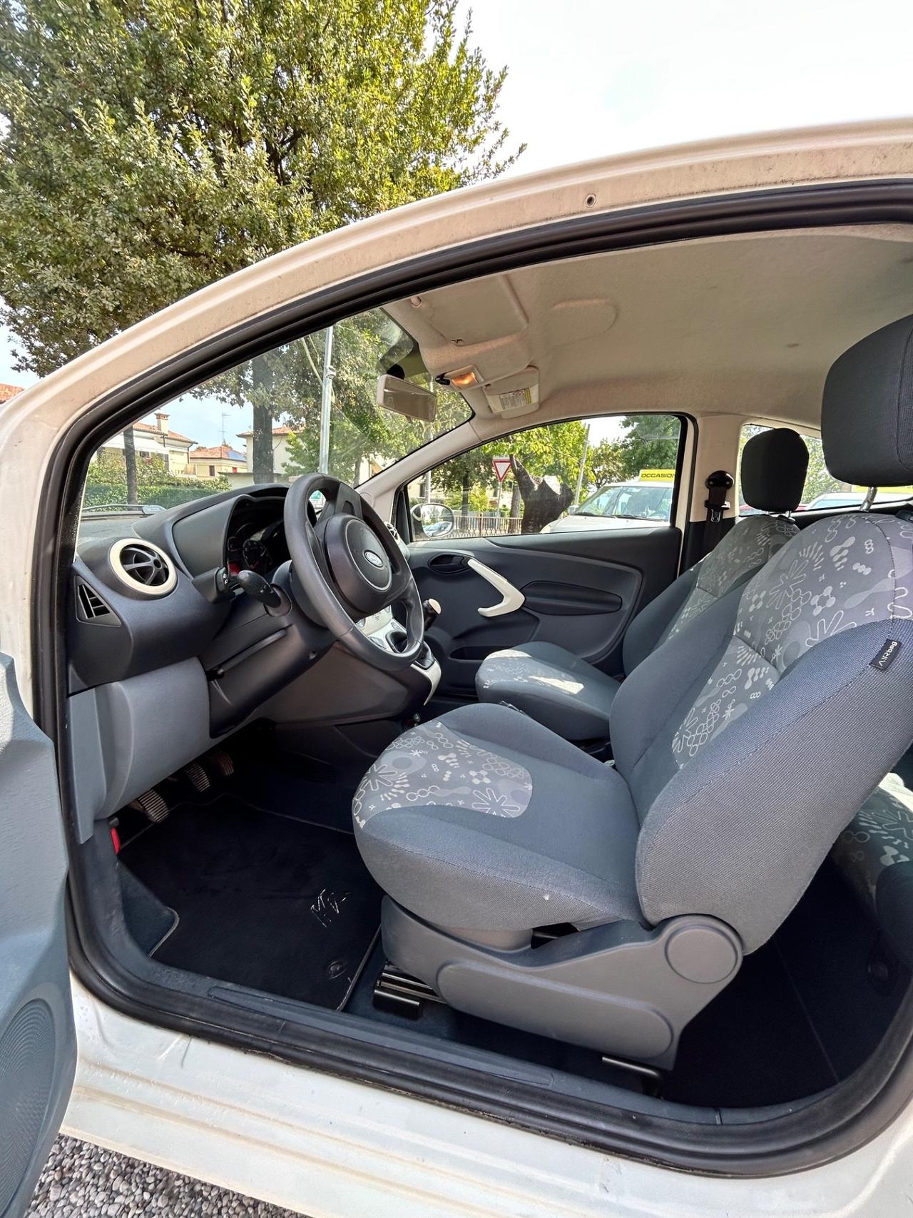 Ford Ka 1.2 8V 69CV Titanium