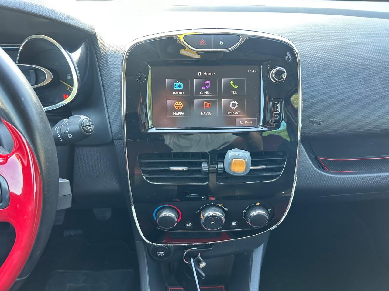 Renault Clio 1.2 75CV 5 porte Live neopatentati permute