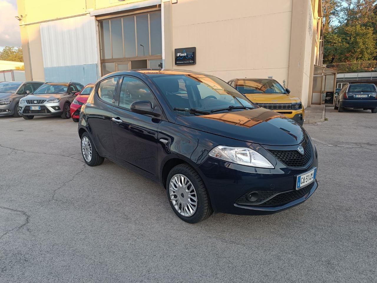 LANCIA Ypsilon 1.2 69 CV 5 porte GPL Ecochic Gold