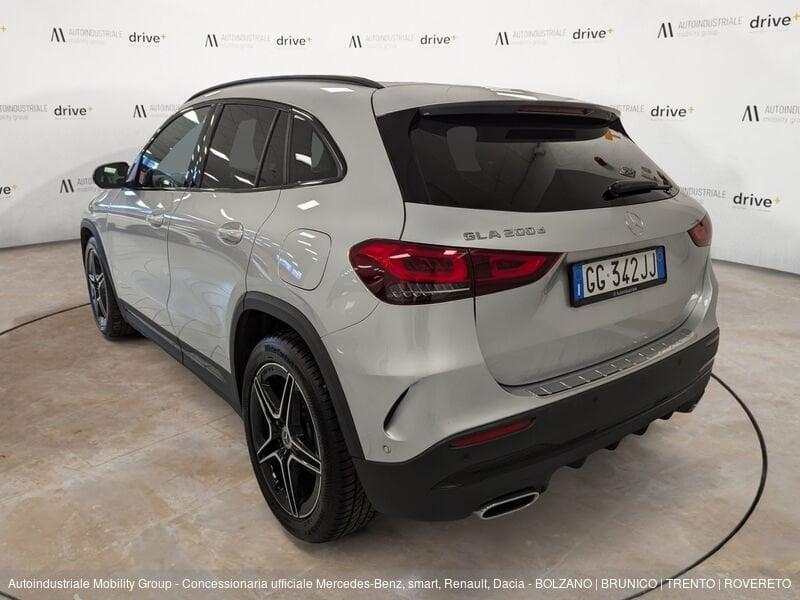 Mercedes-Benz GLA 200 D PREMIUM AUTOMATICO