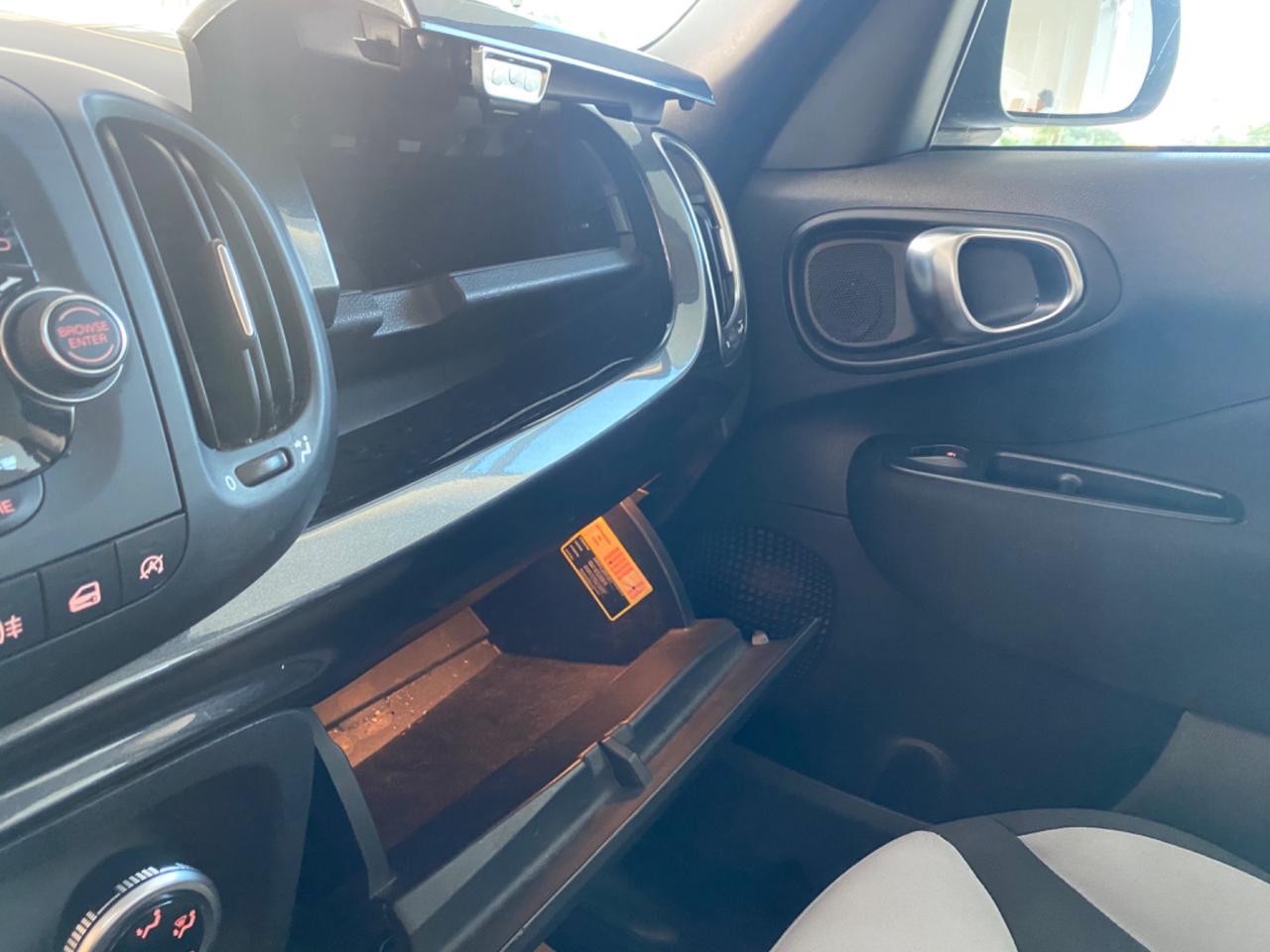 Fiat 500L 1.6MJT105CV Lounge BI-COLORE2014