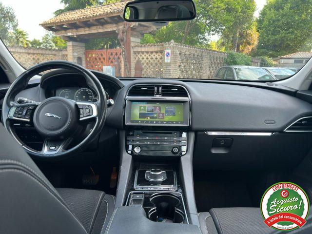 JAGUAR F-Pace 2.0 D 180 CV AWD aut. R-Sport