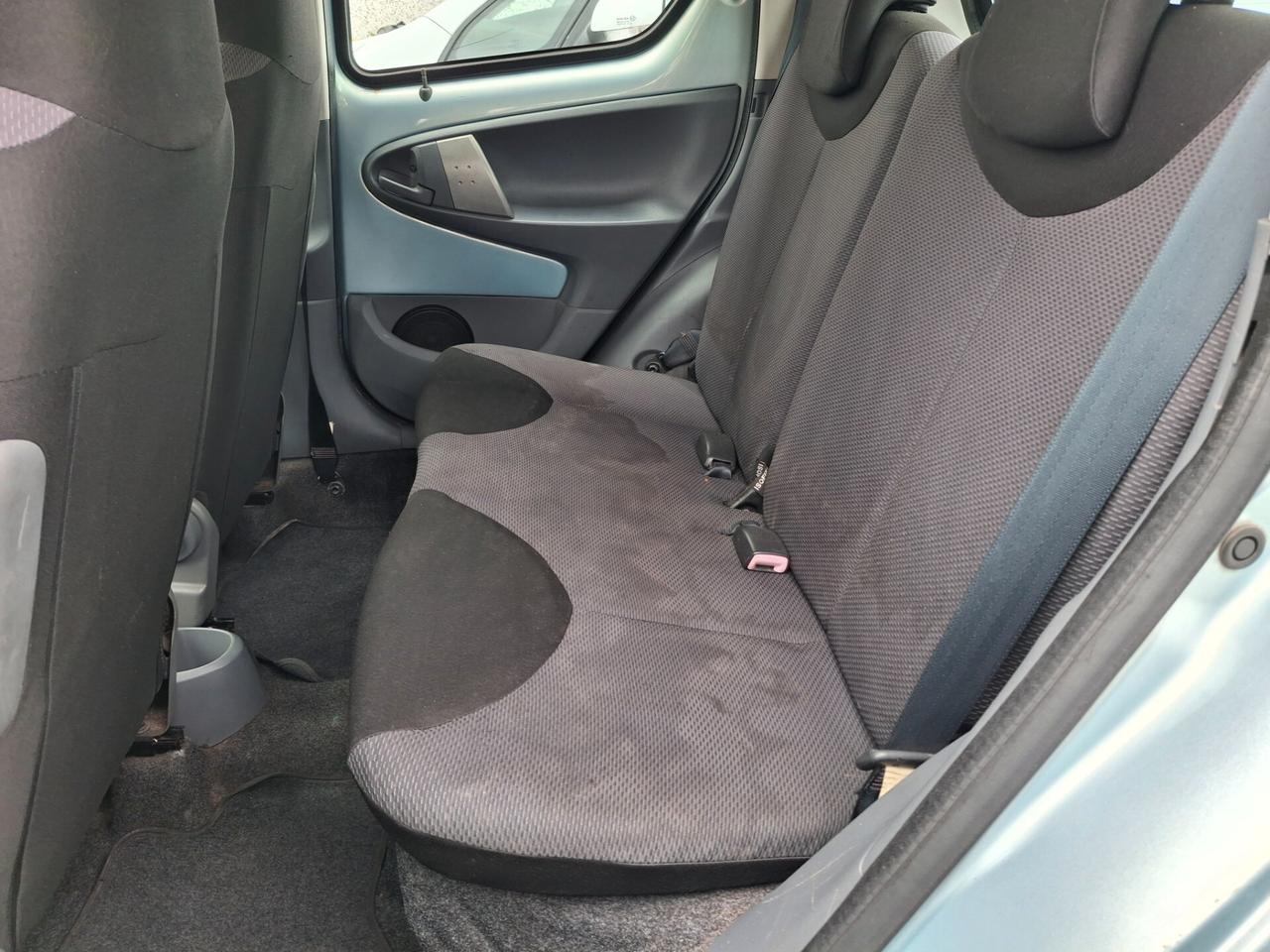 Toyota Aygo 1.0 12V VVT-i 5 Porte-NEOPATENTATI-