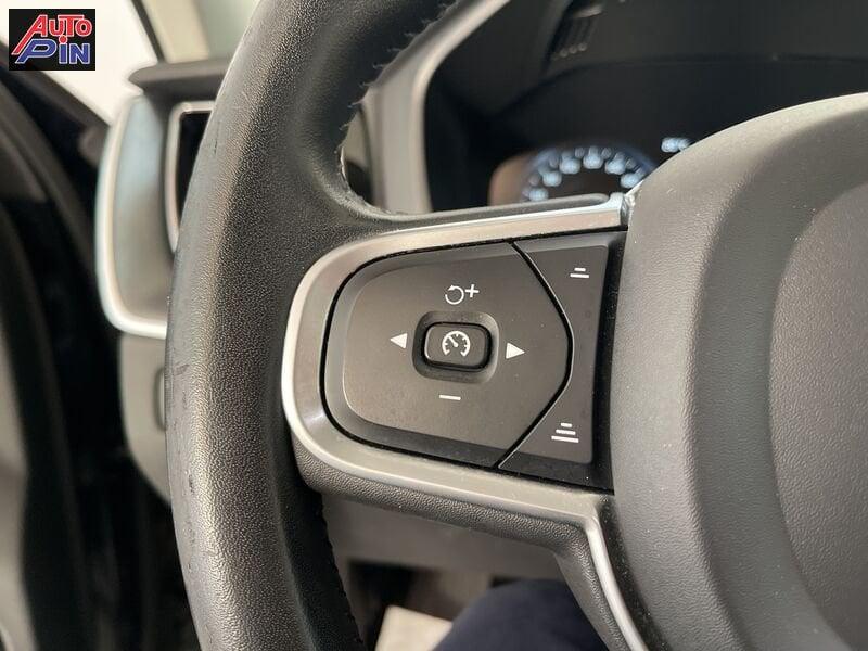 Volvo XC60 B4 (d) AWD Geartronic Business Hybrid
