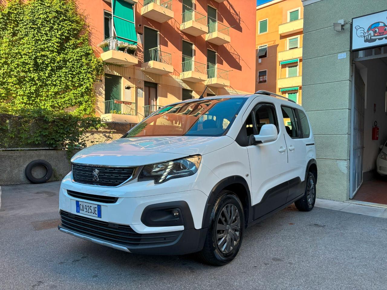 Peugeot Rifter BlueHDi 130 S&S Active Long 7 posti IVA COMPRESA