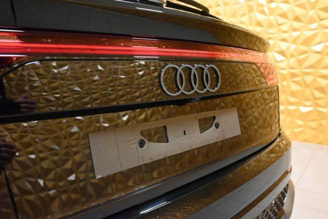 AUDI RS Q8 PERFORMANCE 640CV MOD.2026 CARBOCERAMICI SCONTO28%