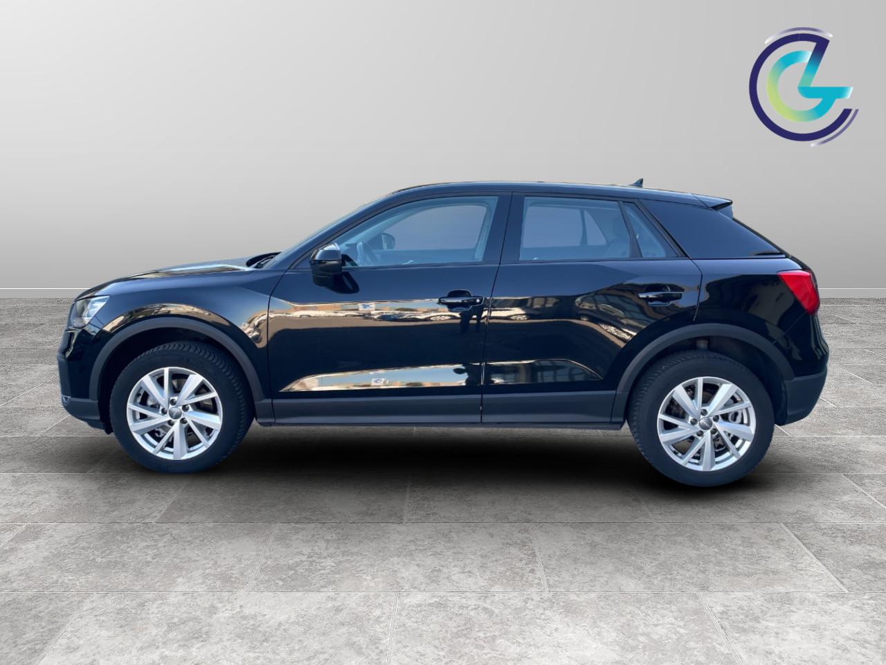 AUDI Q2 I 2017 - Q2 1.6 tdi Business