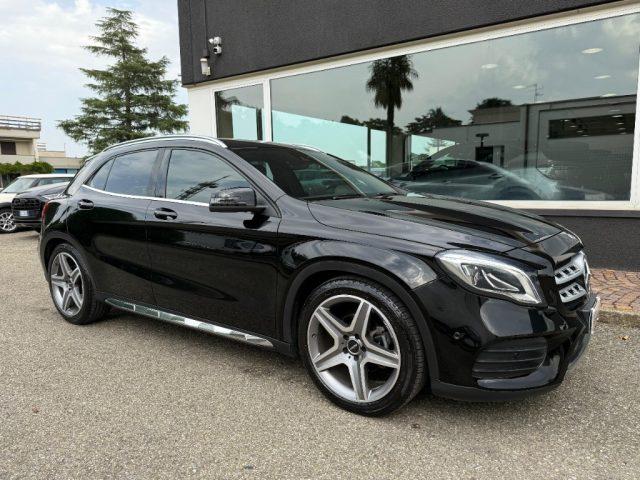 MERCEDES-BENZ GLA 200 d Automatic Premium NAVI - LED - TELECAMERA - 19