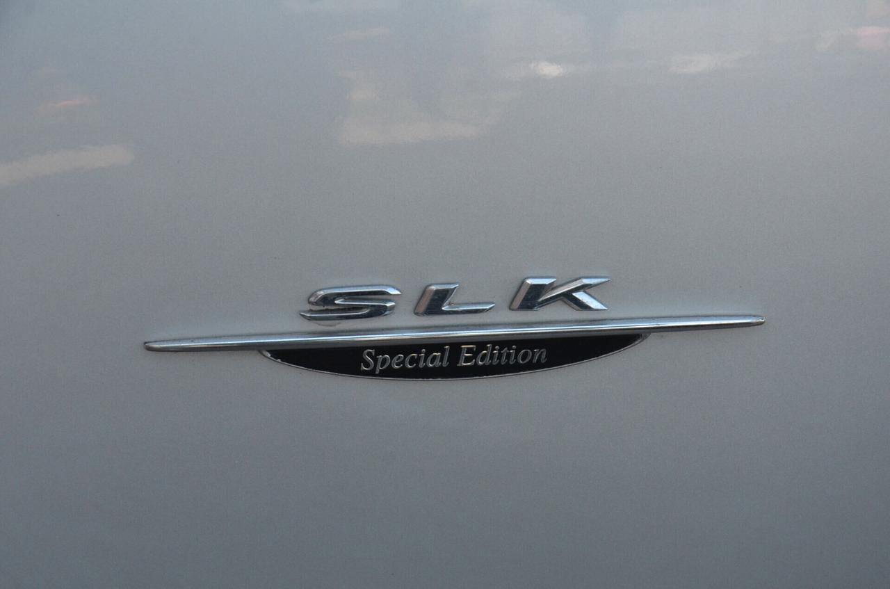 Mercedes-benz SLK 200 Kompressor cat Special Edition