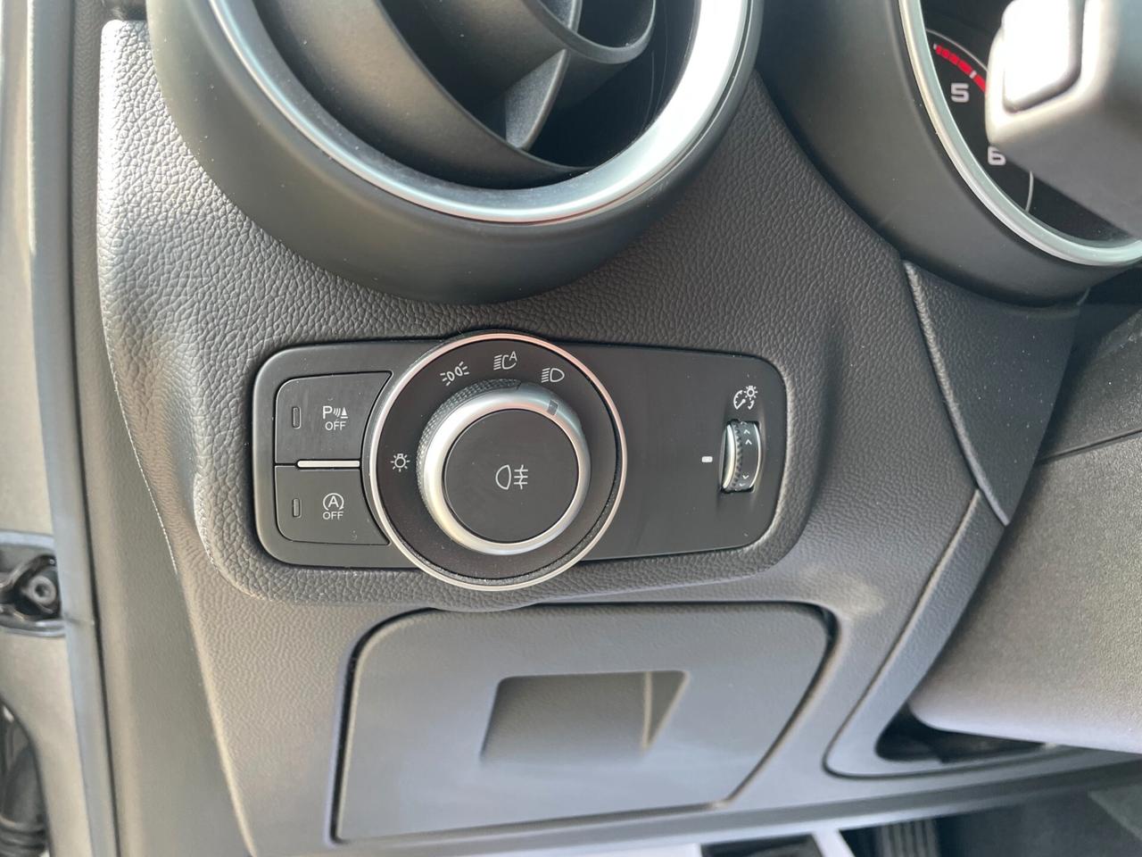 Alfa Romeo Stelvio 2.2 Turbodiesel 160 CV AT8 RWD Business IVA ESPOSTA