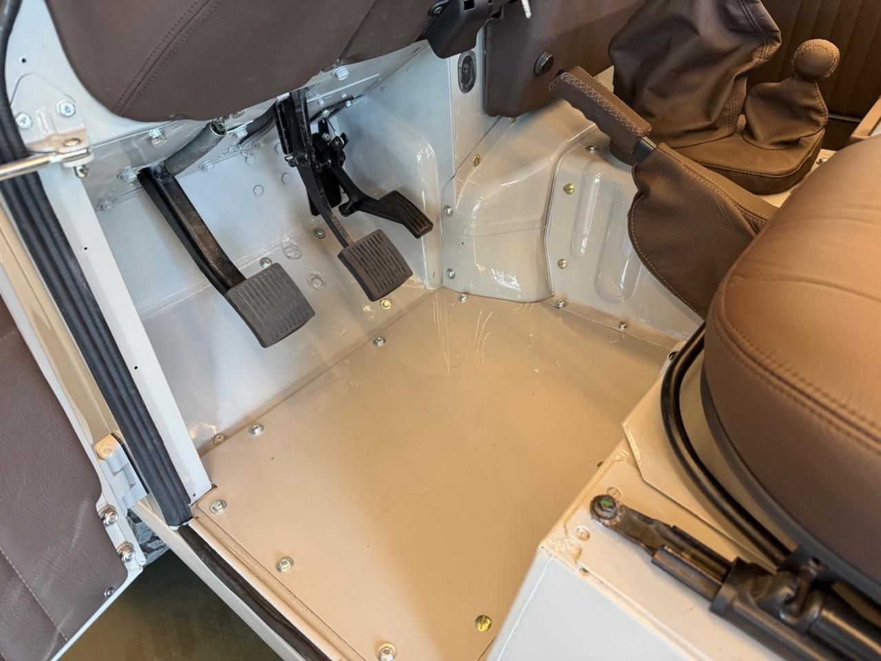 Land Rover Defender 90 2.5 td Soft Top 19J