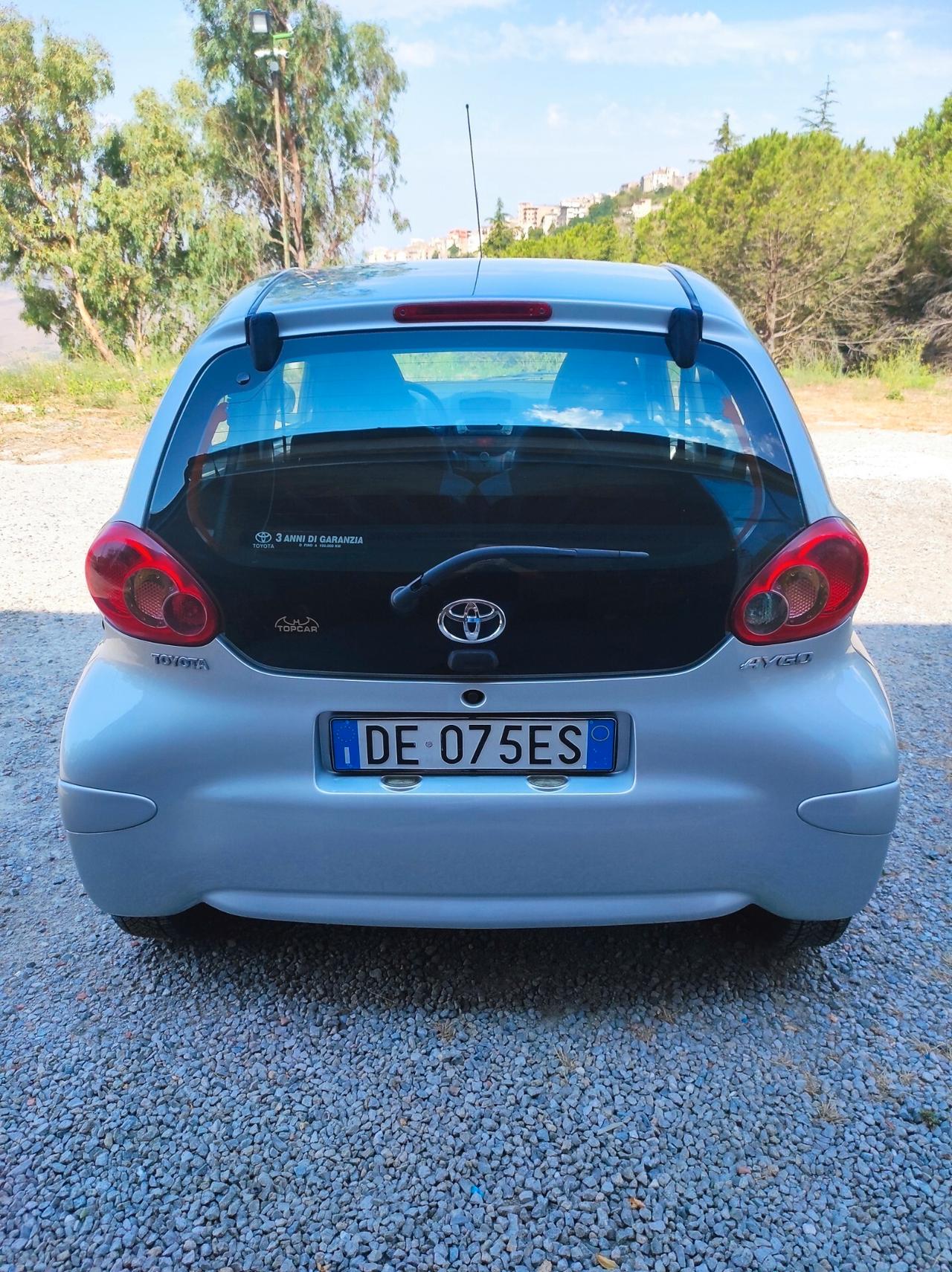 Toyota Aygo 1.0 12V VVT-i 5 porte Sol