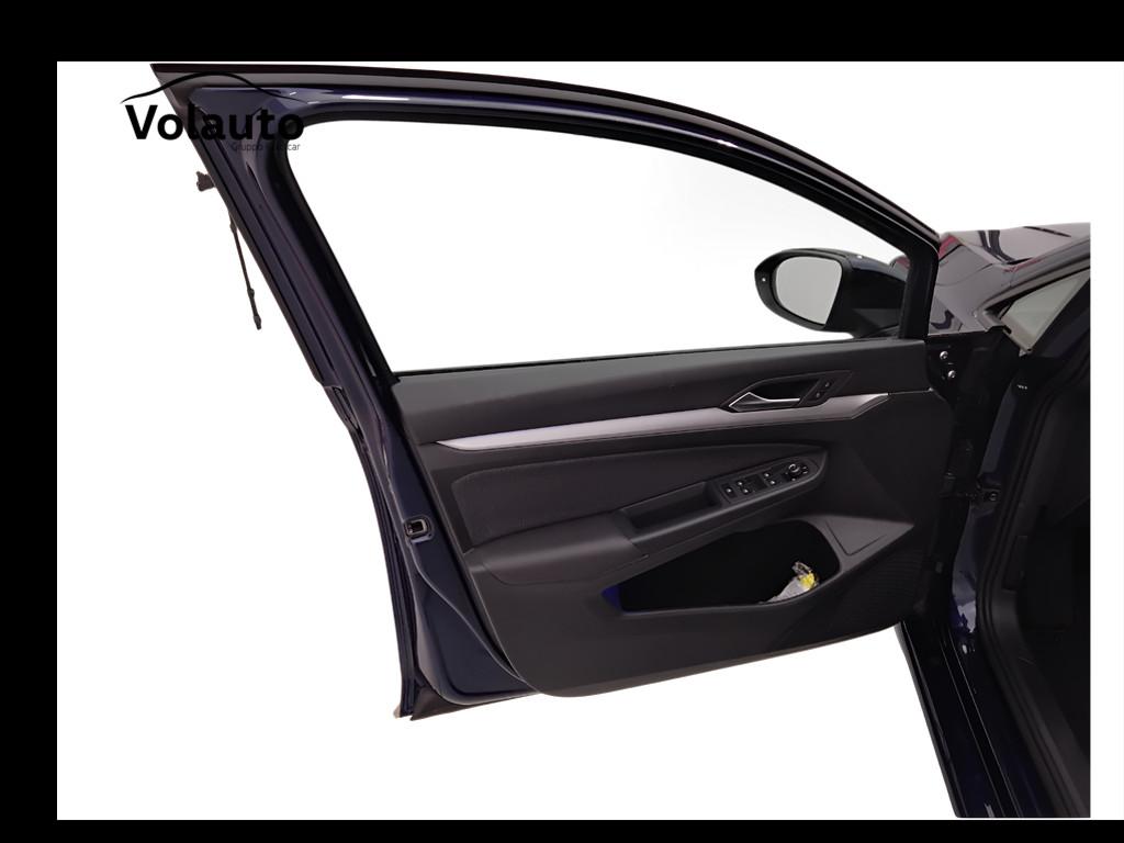 VOLKSWAGEN Golf VIII 2020 - Golf 1.0 etsi evo Life 110cv dsg