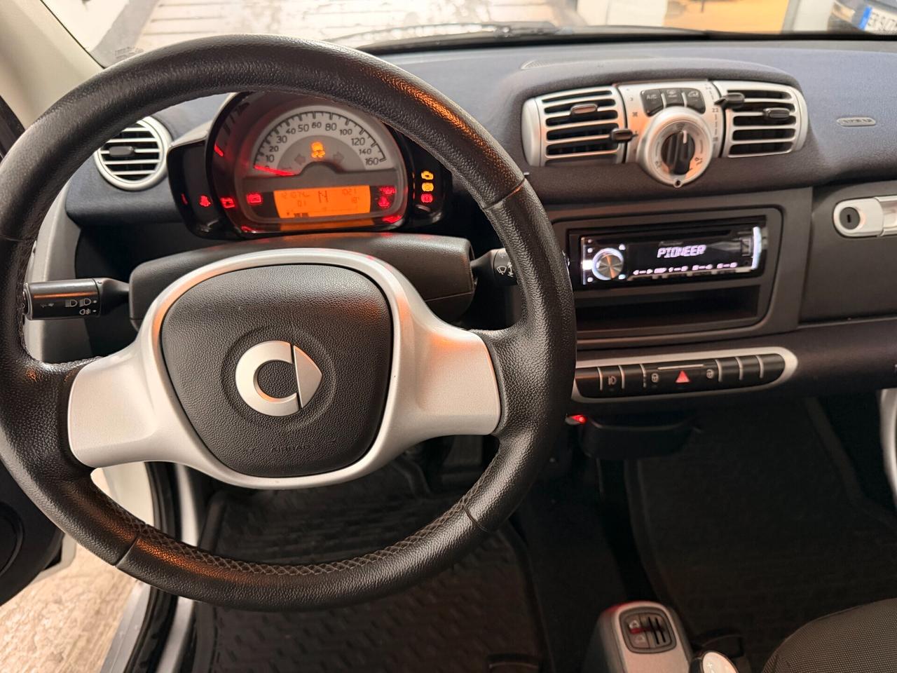 Smart ForTwo 800 40 kW cabrio passion cdi