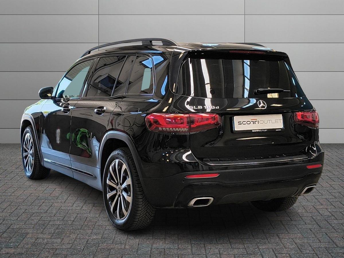 Mercedes-Benz GLB - X247 2019 - GLB 180 d Premium auto