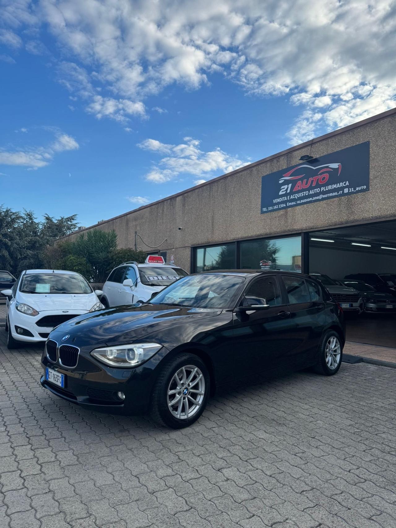 Bmw 114 114d 5p. Unique