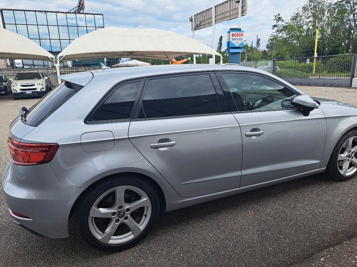 Audi A3 SPB 2.0 TDI S tronic Business