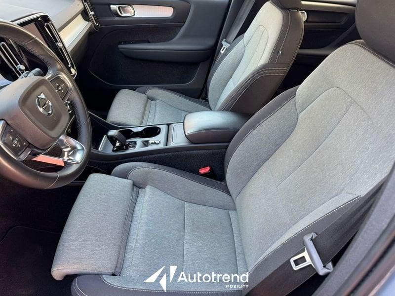 Volvo XC40 T2 129 CV Automatico Core N1 Autocarro
