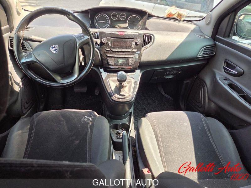 Lancia Ypsilon 0.9 TwinAir 85 CV 5 porte S&S DFN