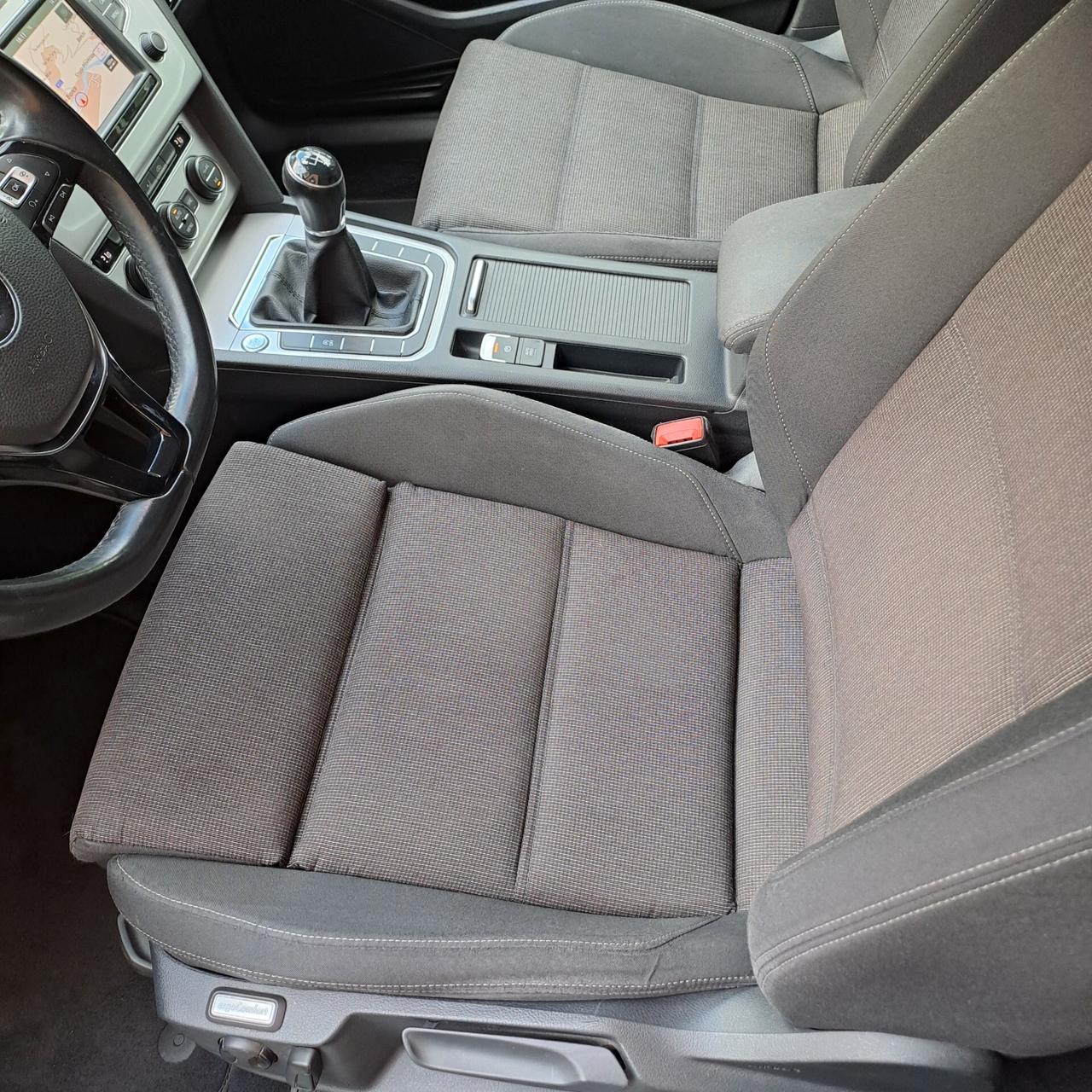 VW PASSAT 2.0TDI UNICO PROPRIETARIO - TENUTA BENE