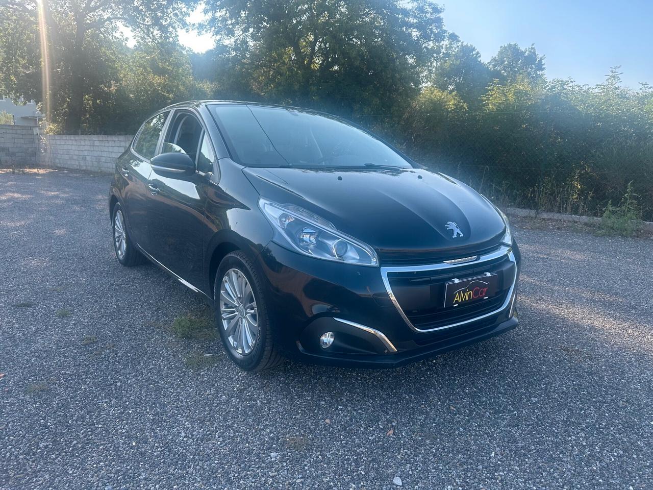 Peugeot 208 PureTech 82 5p. GPL Active