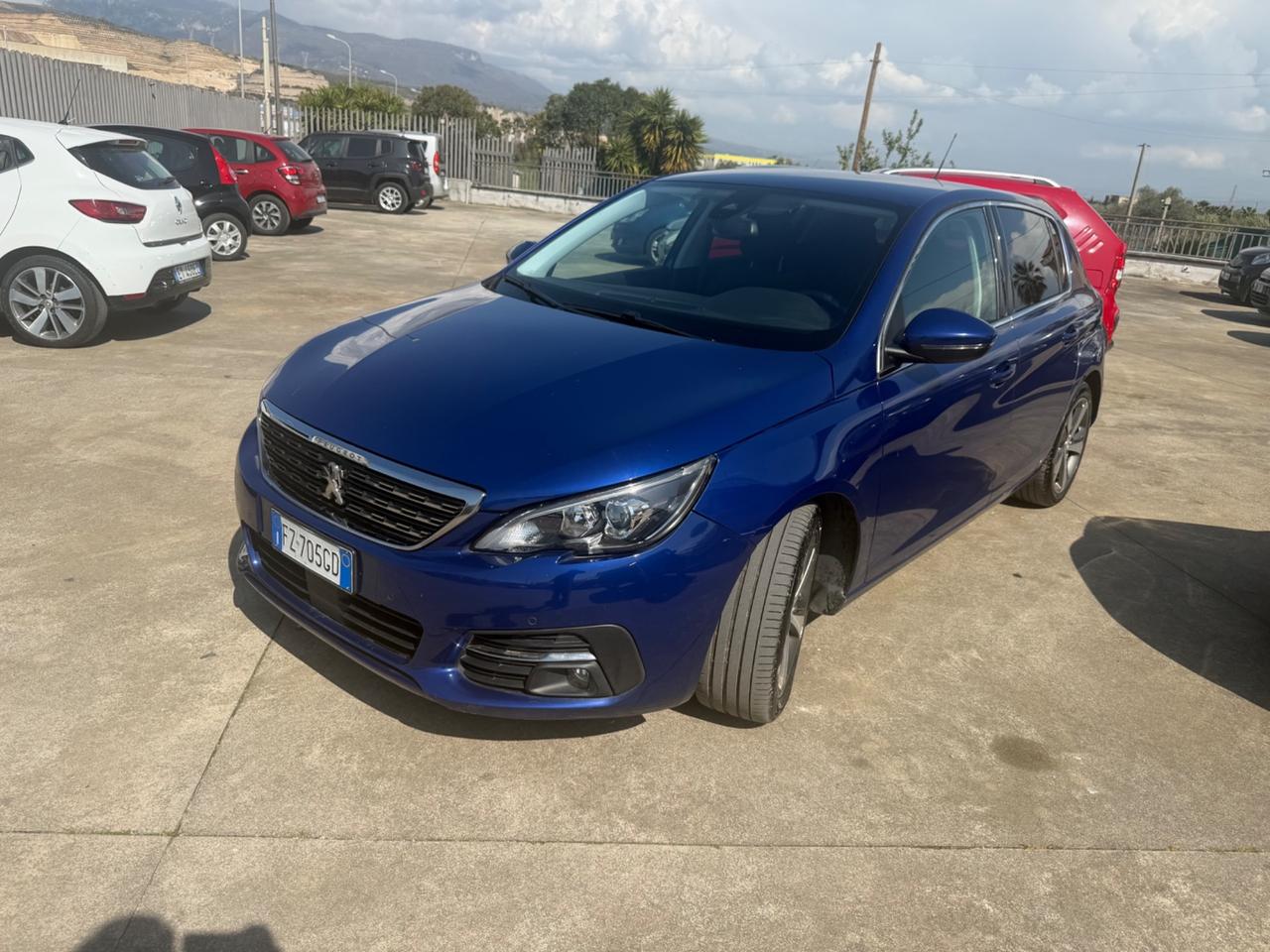 Peugeot 308 BlueHDi 120 S&S EAT6 Allure