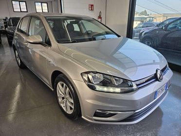 Volkswagen Golf Golf VII 2017 5p 5p 1.4 tgi Executive 110cv