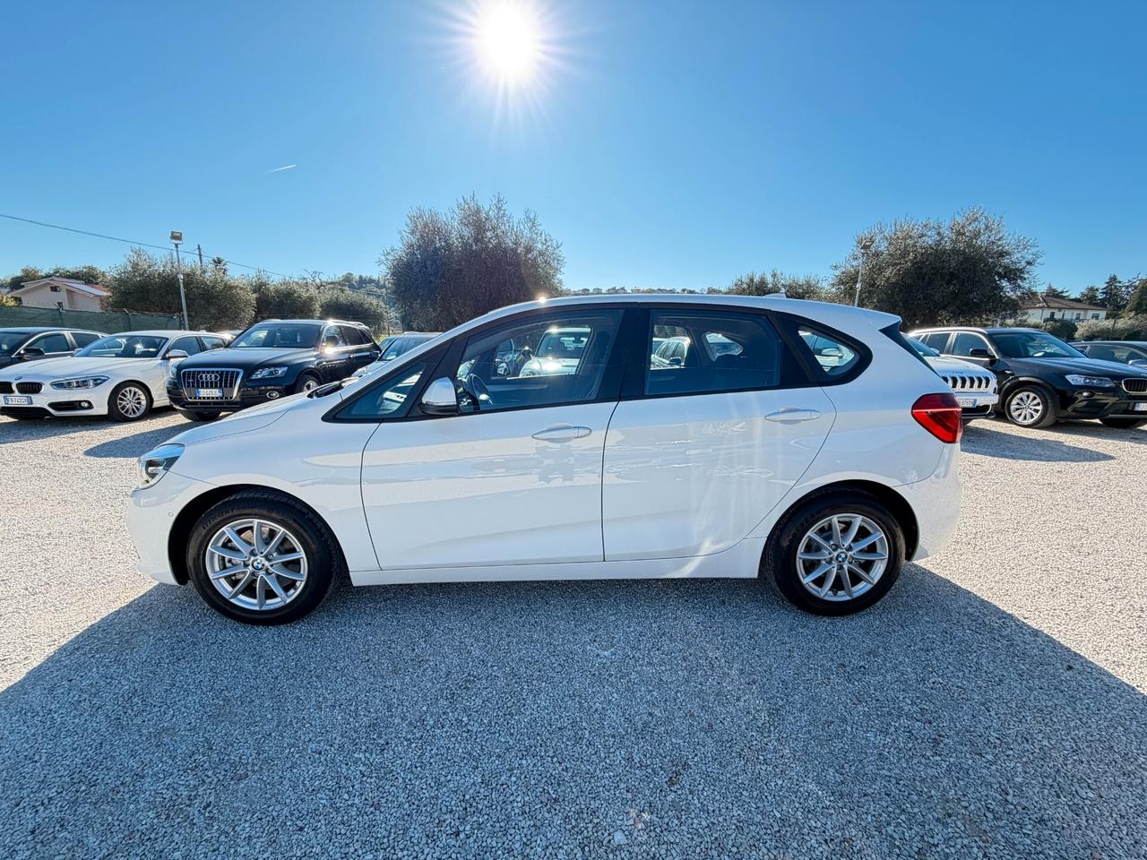 Bmw 218i Tourer 135 cv 14.565 km unico proprietario
