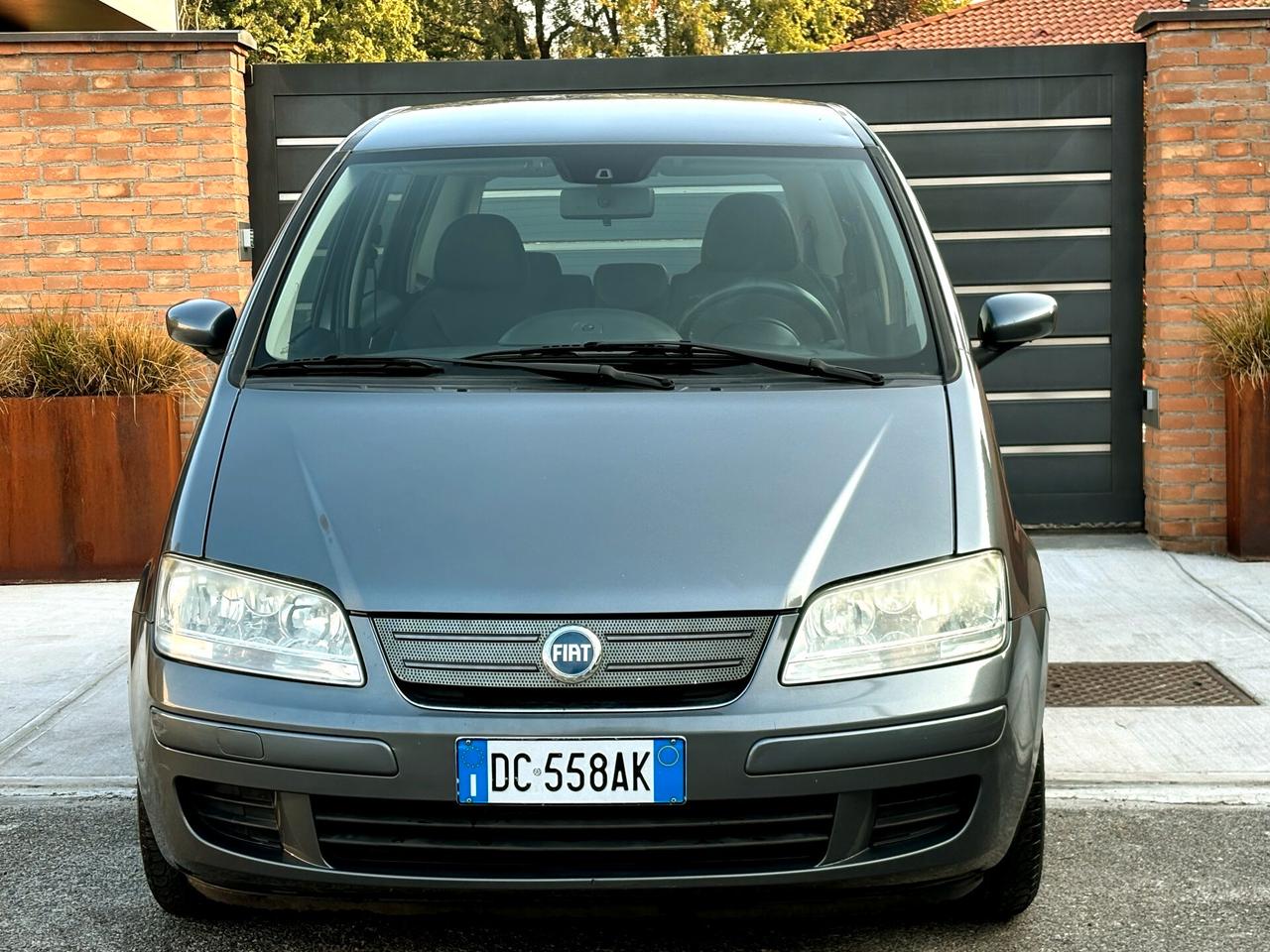 FIAT IDEA 1.4(benz) automatica-104000km-2006