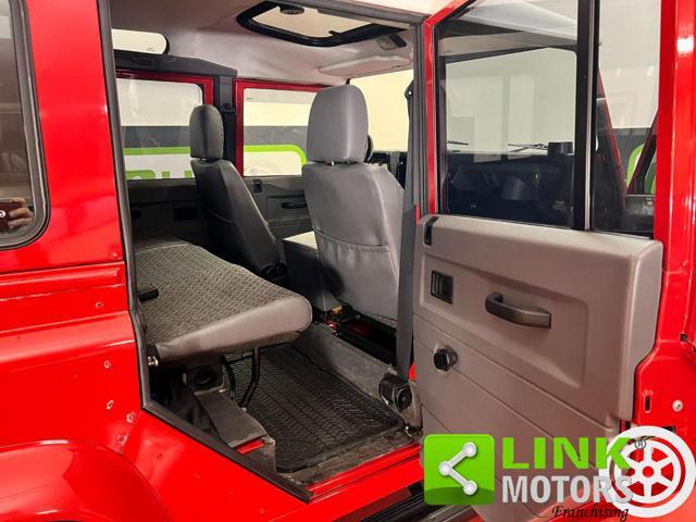 LAND ROVER Defender PRENOTATA 110 2.5 Td5 cat S.W.