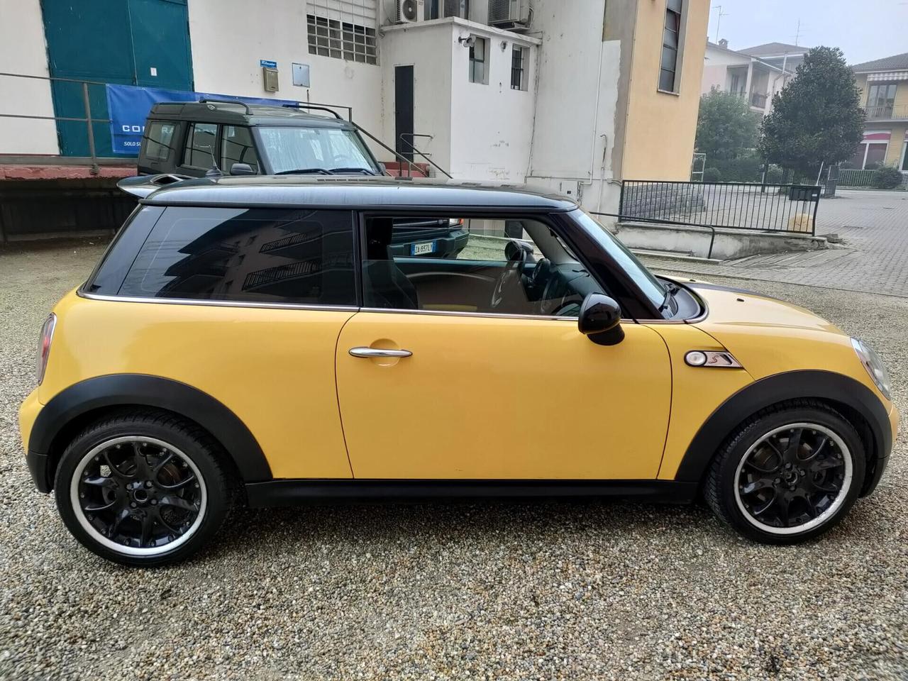 Mini 1.6 16V Cooper S 128kw