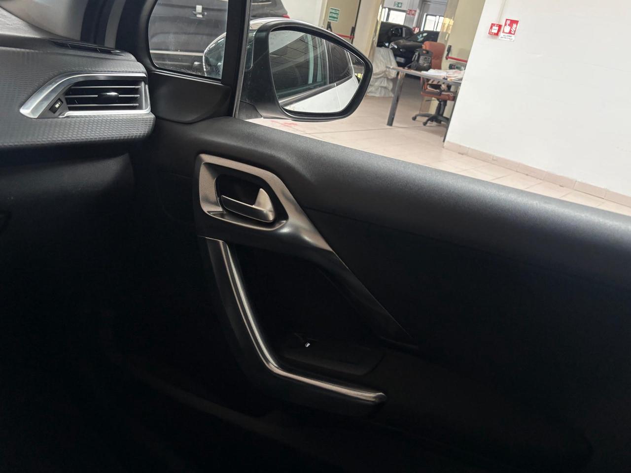 Peugeot 2008 1.6 bluehdi Allure 100cv