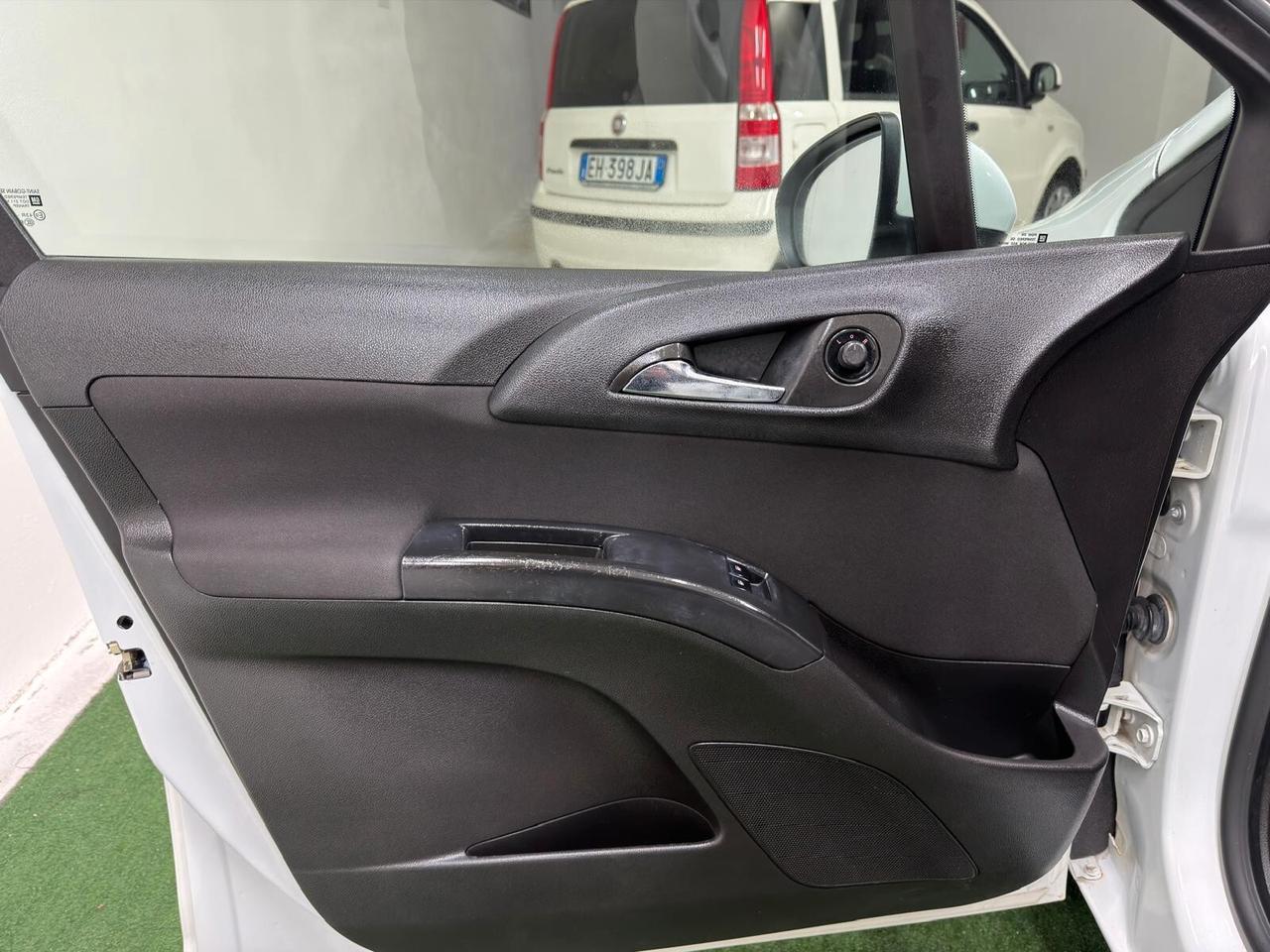 Opel Meriva 1.7 CDTI 110CV b-color Panoramic