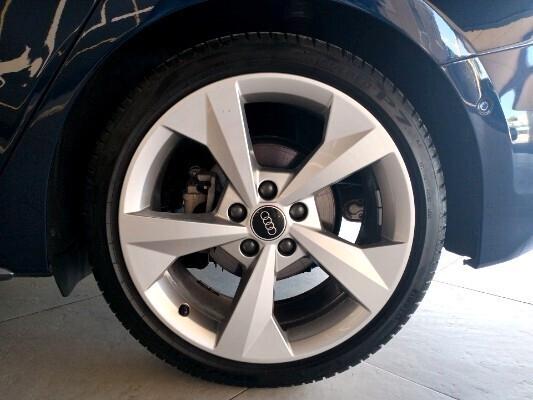 Audi A3 Sportback 35 2.0 tdi s-tronic s-line