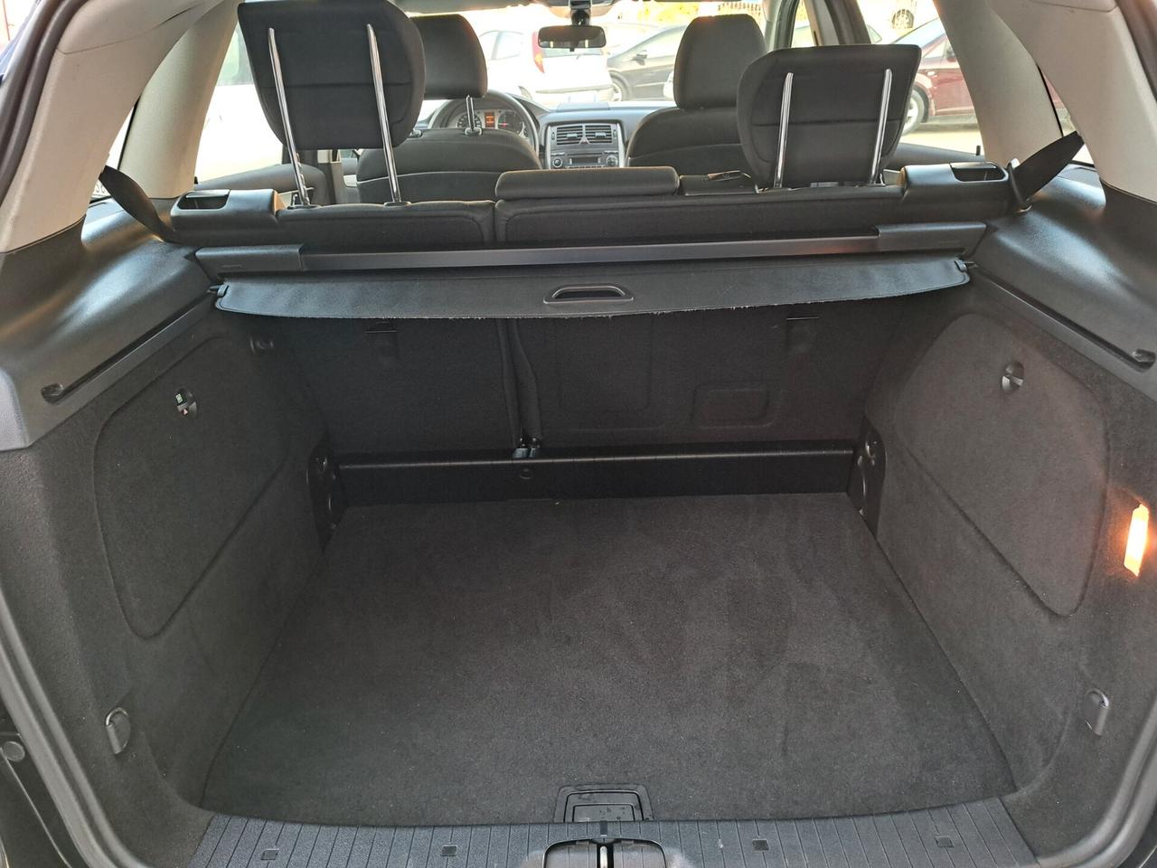 Mercedes-benz B 180 CDI Premium / UNICO PROPRIETARIO SOLO 90.000 KM