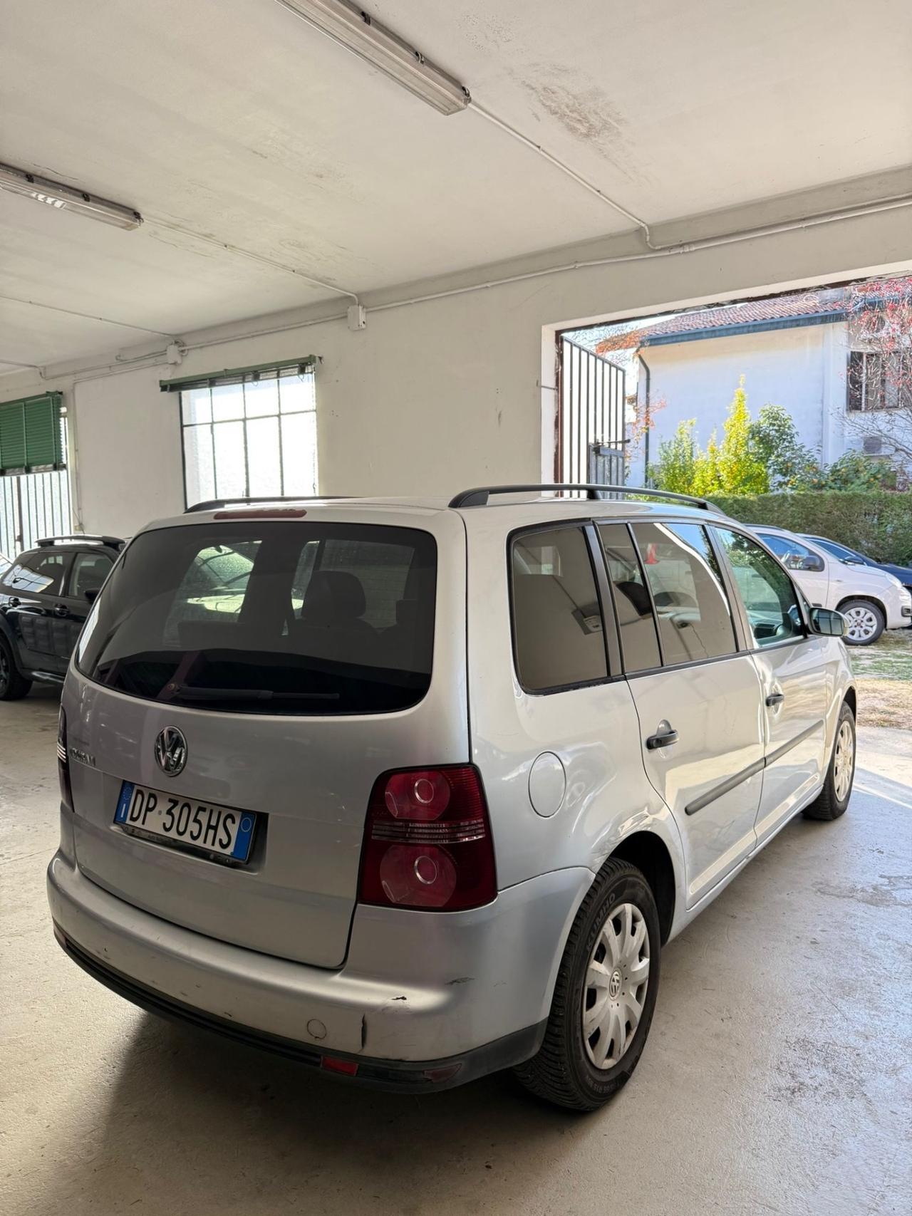 Volkswagen Touran 1.6 Trendline